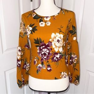 Brandy Blue autemn floral mustard color long sleeve unlined blouse size Medium